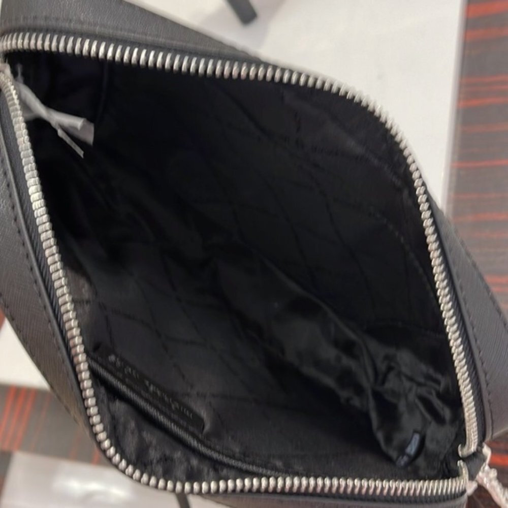 Michael Kors Large Jet Set Item East West Crossbody Black - Picture 9 of 16